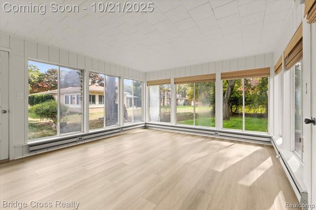 17537 Roseland Boulevard, Lathrup Village, MI 48076