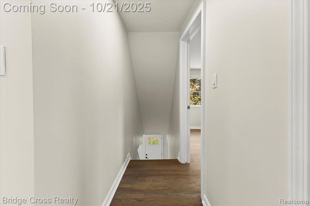 17537 Roseland Boulevard, Lathrup Village, MI 48076