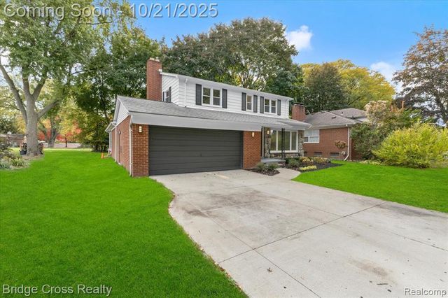 17537 Roseland Boulevard, Lathrup Village, MI 48076