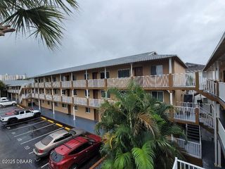 411 N Halifax Ave Apt 303, Daytona Beach, FL 32118