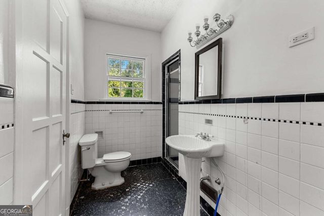 404 Thurston Avenue, Thomaston, GA 30286