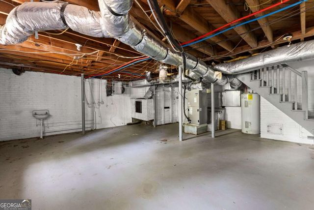 404 Thurston Avenue, Thomaston, GA 30286