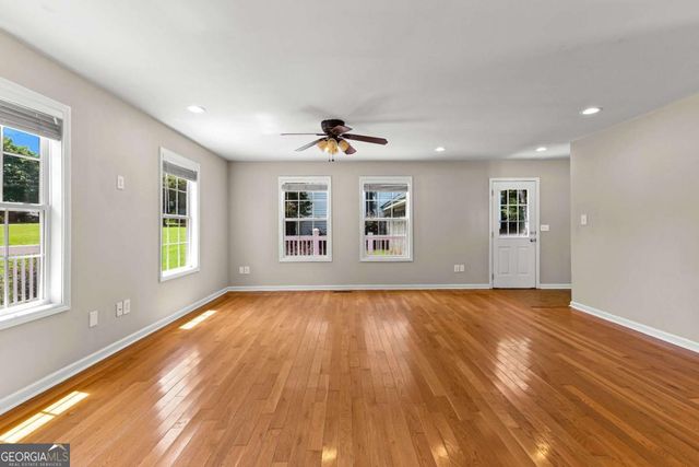 404 Thurston Avenue, Thomaston, GA 30286