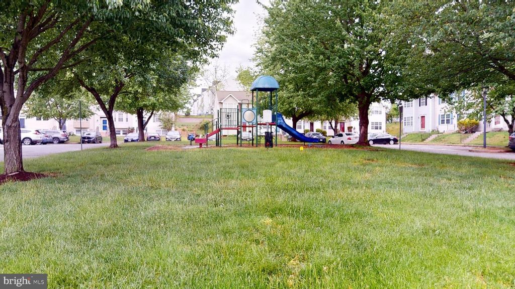 Image 12 of property listing at 23 BRIGHT SKY, Owings Mills, MD 21117
