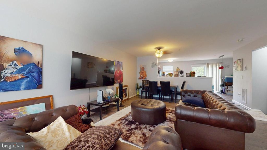 Image 15 of property listing at 23 BRIGHT SKY, Owings Mills, MD 21117