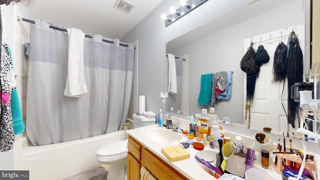 Image 18 of property listing at 23 BRIGHT SKY, Owings Mills, MD 21117