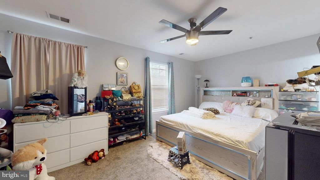 Image 28 of property listing at 23 BRIGHT SKY, Owings Mills, MD 21117