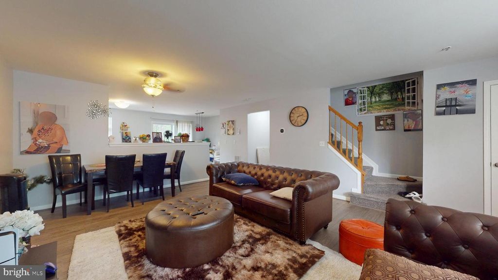 Image 3 of property listing at 23 BRIGHT SKY, Owings Mills, MD 21117