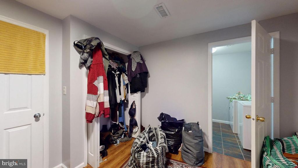 Image 32 of property listing at 23 BRIGHT SKY, Owings Mills, MD 21117