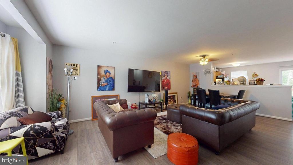 Image 33 of property listing at 23 BRIGHT SKY, Owings Mills, MD 21117