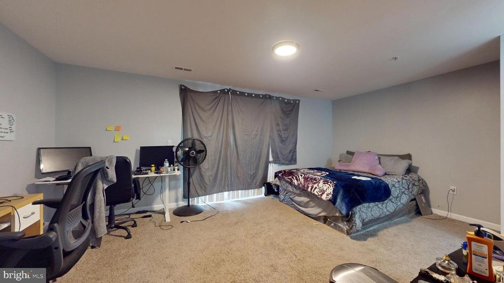 Image 9 of property listing at 23 BRIGHT SKY, Owings Mills, MD 21117