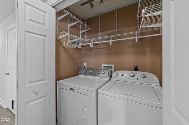 102 Sanair Court, Apex, NC 27502