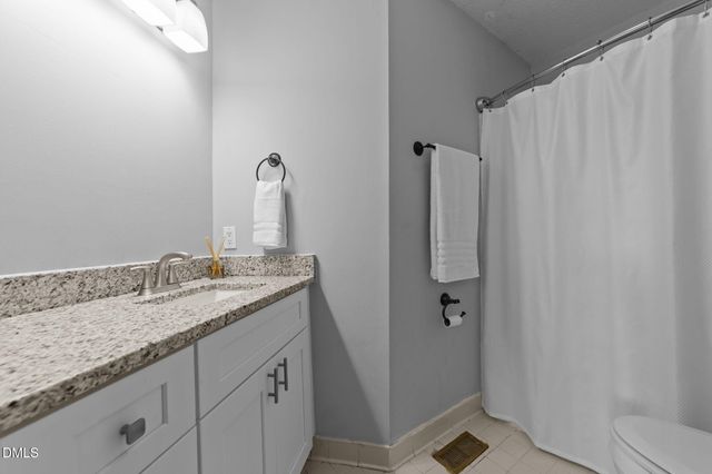 102 Sanair Court, Apex, NC 27502