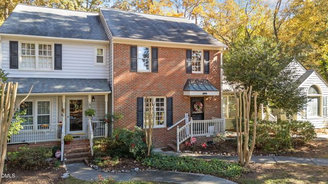 102 Sanair Court, Apex, NC 27502