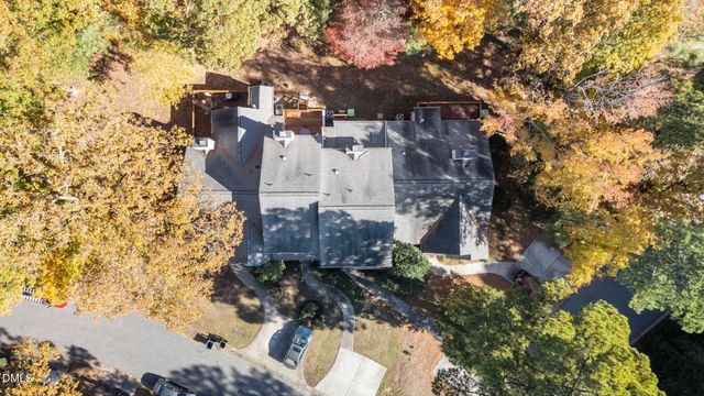 102 Sanair Court, Apex, NC 27502