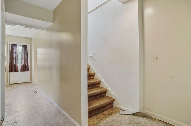 16690 Dayton Street, Chagrin Falls, OH 44023