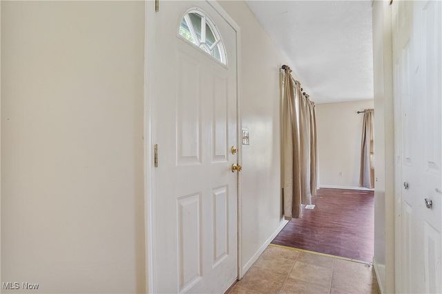 16690 Dayton Street, Chagrin Falls, OH 44023