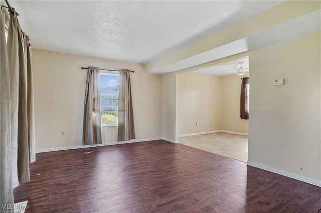 16690 Dayton Street, Chagrin Falls, OH 44023