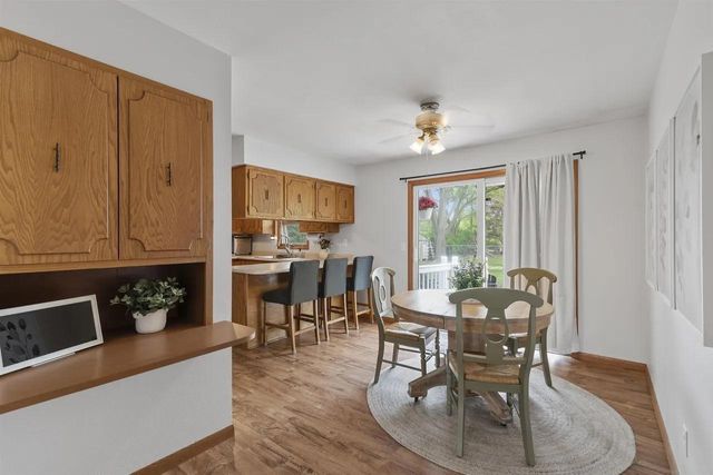 810 Suffolk Drive, Janesville, WI 53546
