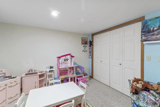 810 Suffolk Drive, Janesville, WI 53546