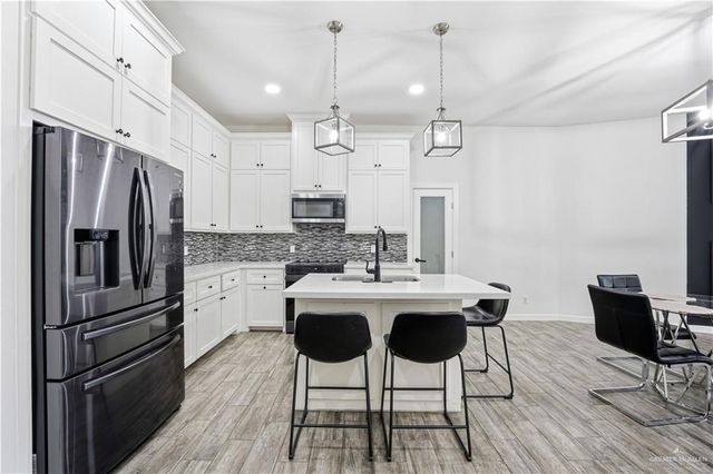 2004 Lake Front Drive, Mission, TX 78572