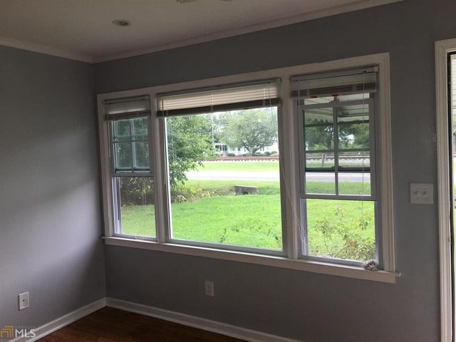 1085 Railroad Street, Conyers, GA 30012