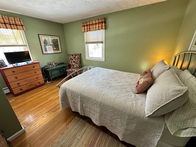 12 Wellington Lane Ave, Lexington, MA 02421