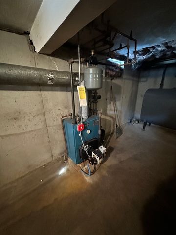 12 Wellington Lane Ave, Lexington, MA 02421