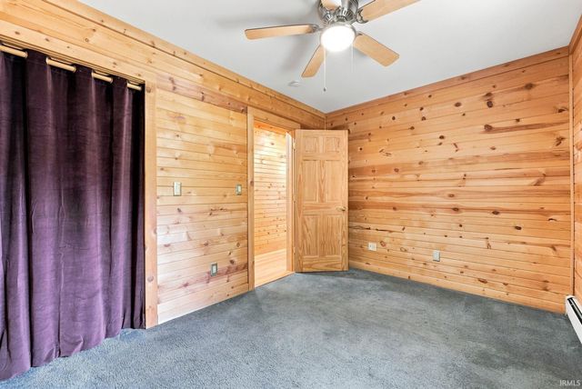 2123 Wayside Drive, Fort Wayne, IN 46818