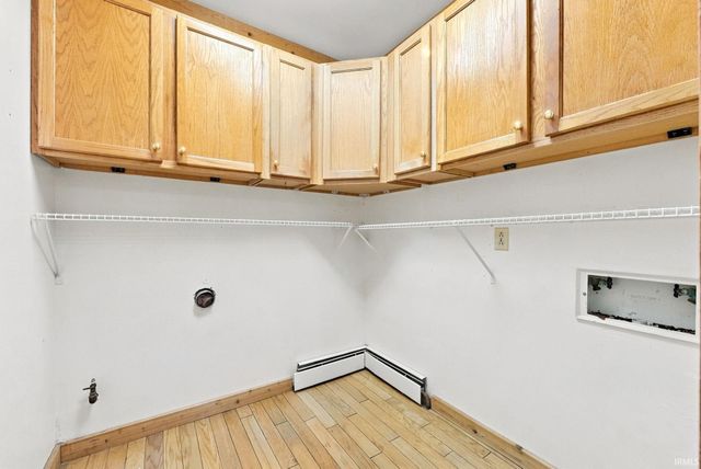 2123 Wayside Drive, Fort Wayne, IN 46818