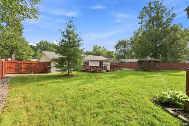 2123 Wayside Drive, Fort Wayne, IN 46818
