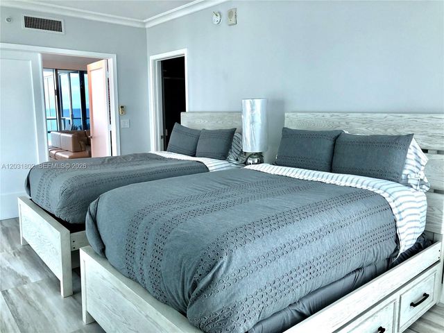 3101 S Ocean Dr 801, Hollywood, FL 33019