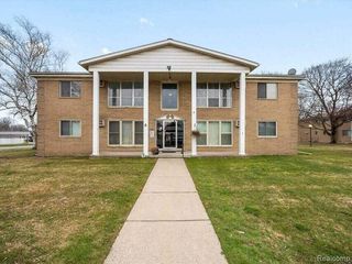 26305 W 7 Mile A201, Redford Charter Twp, MI 48240