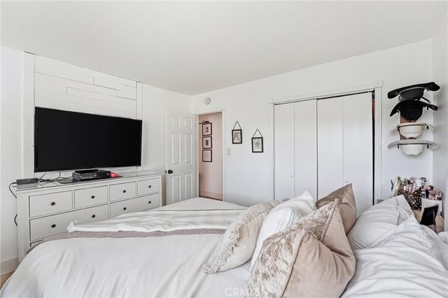 179 N Donneybrooke, Orange, CA 92868