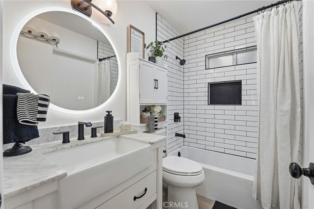 179 N Donneybrooke, Orange, CA 92868