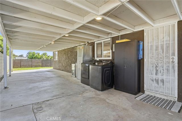 179 N Donneybrooke, Orange, CA 92868