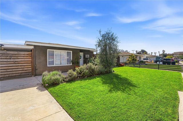 179 N Donneybrooke, Orange, CA 92868