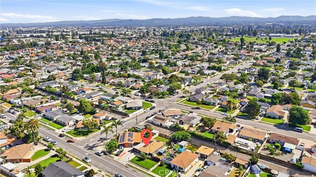 179 N Donneybrooke, Orange, CA 92868