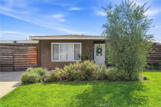 179 N Donneybrooke, Orange, CA 92868