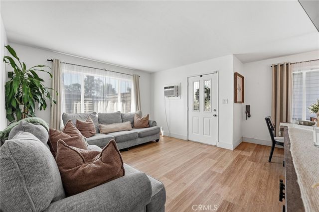 179 N Donneybrooke, Orange, CA 92868