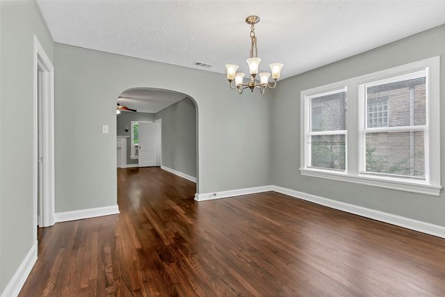 5705 ROSS Avenue, Dallas, TX 75206