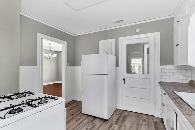 5705 ROSS Avenue, Dallas, TX 75206