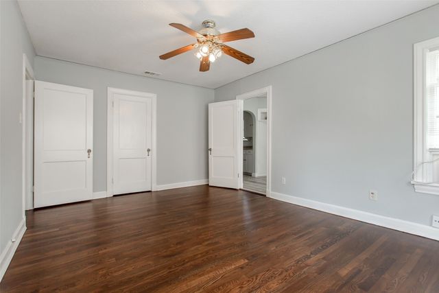 5705 ROSS Avenue, Dallas, TX 75206