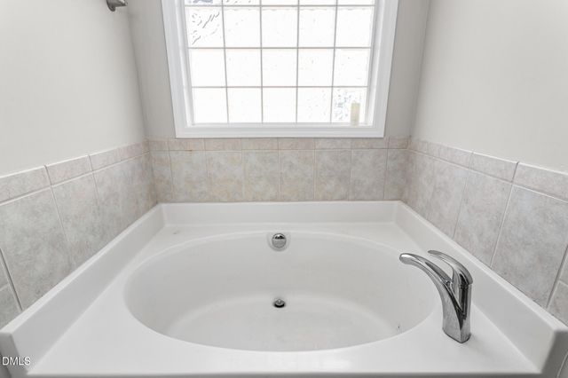 4050 Forbes Way, Burlington, NC 27215