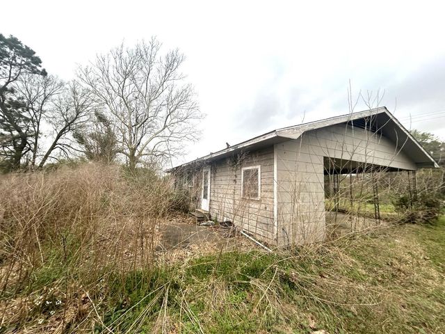 9122 Tulane Road, Orange, TX 77630