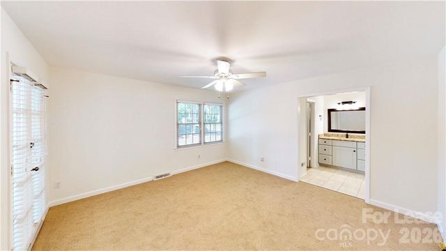 6810 Rosemary Lane, Charlotte, NC 28210