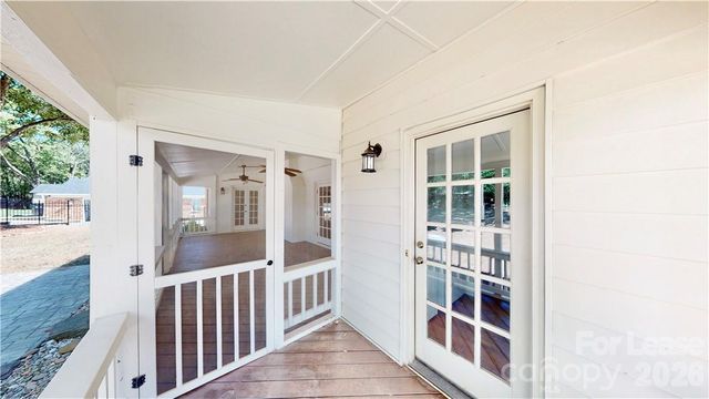 6810 Rosemary Lane, Charlotte, NC 28210