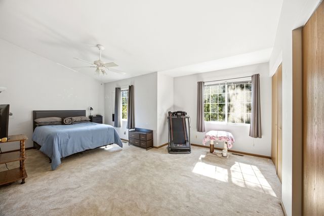 615 Silver Creek Road 615, Woodstock, IL 60098