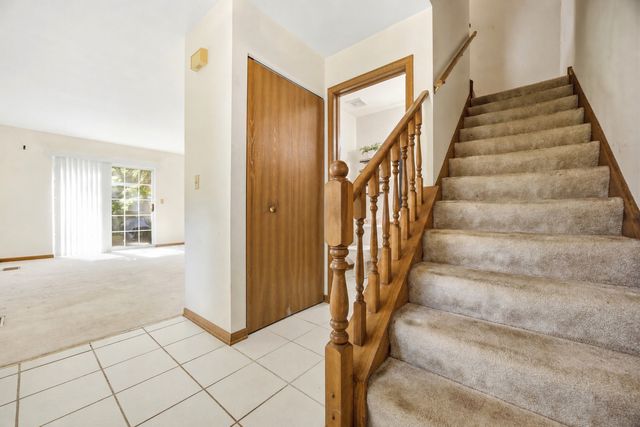 615 Silver Creek Road 615, Woodstock, IL 60098