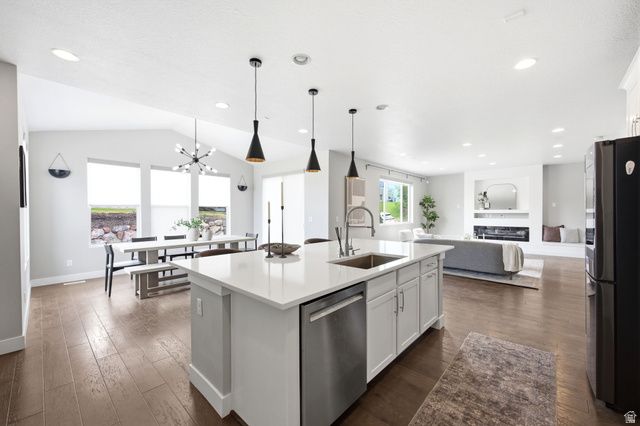 1907 S CENTENNIAL BLVD, Saratoga Springs, UT 84045